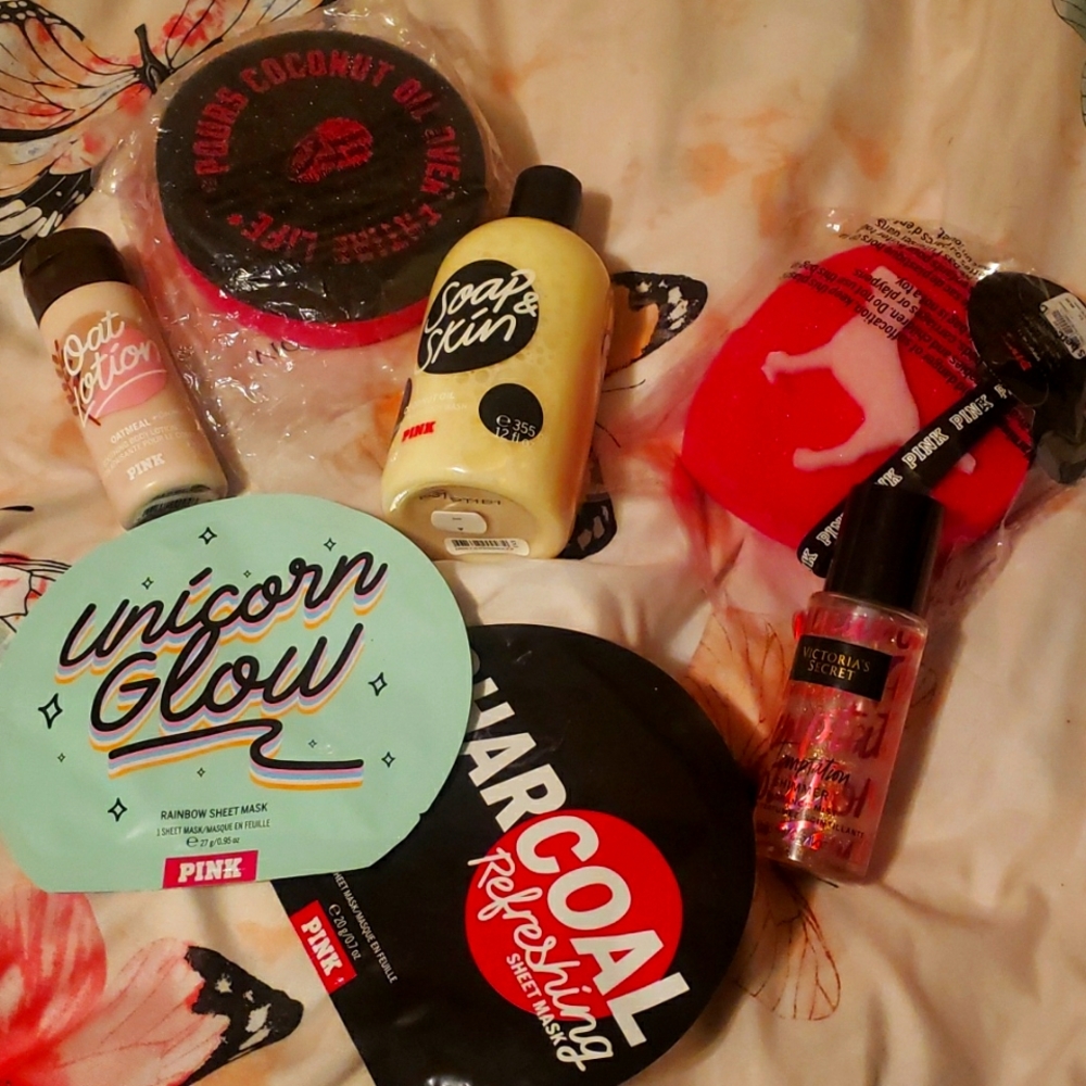 Victoria secret bath set